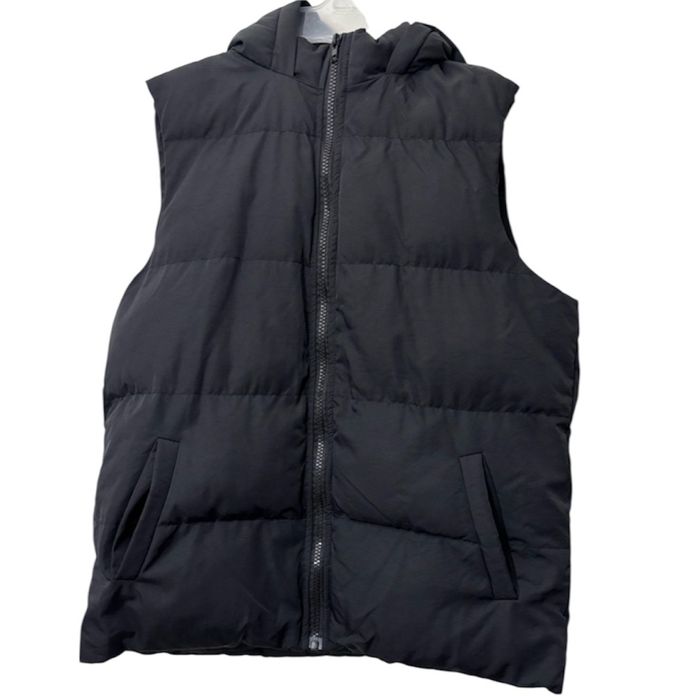 SHEIN‎ women  Dark Puffer Vest